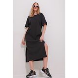 Trend Alaçatı Stili Women's Black Crew Neck Double Sleeve Slit Dress Cene
