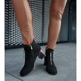 Gemre Black ankle boots on a lacquered block heel Gianleone | Shoptok.si