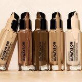 Smashbox Always On Skin Balancing Foundation dolgoobstojen tekoči puder odtenek F10W - LEVEL-ONE FAIR WITH A WARM UNDERTONE 30 ml | Shoptok.si