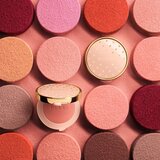 Gucci Beauty Blush De Beauté rdečilo v prahu odtenek 03 Radiant Pink 5.5 g | Shoptok.si