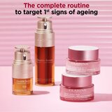 Clarins Multi-Active Day Cream Dry Skin gladilna in posvetlitvena krema za suho kožo 50 ml | Shoptok.si