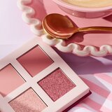 Essence BOOK LOVERS CLUB paleta sjenila za oči nijansa 01 Chapter: Love Letters 5 g | shoptok.hr