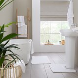 Catherine Lansfield Bijeli pamučan ručnik od frotira 50x85 cm Anti-Bacterial – | shoptok.hr