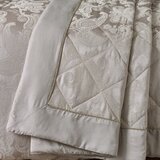 Catherine Lansfield Bež prešito pregrinjalo iz žakarja 240x260 cm Opulent Jacquard – | Shoptok.si