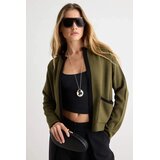 TRENDYOLMILLA ženski set bluza-cardigan Twoaw25Hi00058, maslinasta-višebojna Cene