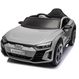 Baby Audi e-tron auto na akumulator 062120