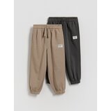 Reserved Trenerke jogger 2 pakiranja - boja kave | shoptok.hr