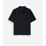 Reserved Regular fit košulja od strukturirane tkanine - crno | shoptok.hr