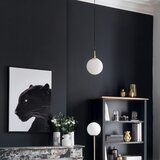 Atmosphera Lestenci, stropne luči in plafonjere Lampe suspendue boule blanche en verre et métal doré Bela | Shoptok.si