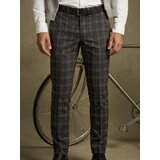 Sinsay Slim-fit chino hlače u kockicu s udjelom viskoze | shoptok.hr