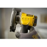Stanley SFMCM300D2-QW 18 V Akku rezac 2 Višefunkcijski materijala V20 bez x 2,0 cetkica, ukljucujuci Ah baterije | shoptok.hr
