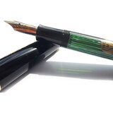 Pelikan Nalivno pero Souveraen F M400, črno zelen | Shoptok.si