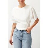 TRENDYOLMILLA Ženska majica Tedss24Ts00008, Bela Cene