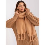 Fashion Hunters Camel smooth scarf with fringe Cene