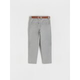 Reserved - Chino hlače s remenom - light grey | shoptok.hr