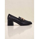 Resti Royal Fashion Women's Low-Heeled Kamelia Loafers | ePonuda.com