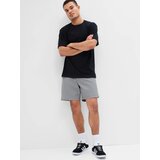 GAP Shorts essential khaki - Men Cene