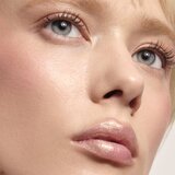 Armani Prisma Glass Icy Plumper sijaj za ustnice za večji volumen odtenek 31 Golden Ice 3.5 ml | Shoptok.si