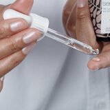 Australian Bodycare Panthenol Serum umirujući i hidratantni serum za osjetljivu i suhu kožu lica 30 ml | shoptok.hr