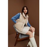 Moodo Quilted vest with a stand-up collar Cene