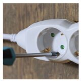 Podaljšek 1,5 m / 4 vtičnice / beli / PVC / 1,5 mm2 | Shoptok.si