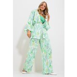 Trend Alaçatı Stili Women's Green Kimono Jacket And Palazzo Pants Suit cene