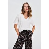 Marisse White V-Neck T-Shirt | ePonuda.com