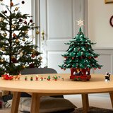 Lego LEGO® Icons - Dekorativna porodična božićna jelka (41843) | ePonuda.com