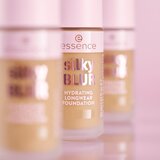 Essence silky BLUR naravno prekrivni vlažilni tekoči puder za mat videz odtenek 185 30 ml | Shoptok.si