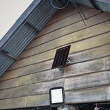  LED solarni reflektor LED/10W/3,7V IP65 4000K crne boje + daljinski upravljač | Eponuda.com
