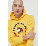 Tommy Jeans Bombažen pulover moška, rumena barva, s kapuco