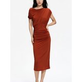 Reserved Haljina s naborima - zlatnosmeđe | shoptok.hr