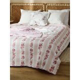 Sinsay Prošiveni prekrivač za krevet s cvjetnim uzorkom Cijene