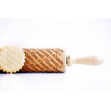 Valek Drveni reljefni valjak Made With Love – | shoptok.hr