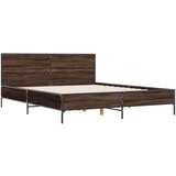  Posteljni okvir rjav hrast 140x190 cm inženirski les in kovina | Shoptok.si