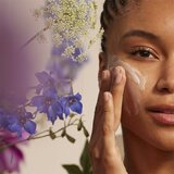 Payot Lisse Smoothing Cares Ritual Set dnevna krema za obraz Wrinkle Smoothing Cream 30 ml + nočna krema za obraz Resurfacing Sleeping Cream 30 ml + masažni kamen za obraz za ženske | Shoptok.si