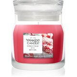 Yankee Candle Christmas Eve dišeča sveča Signature 110 g Cene