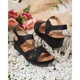 Resti Women's Obbiave low-heeled sandals | shoptok.hr
