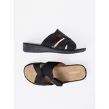 Shelvt Black flip-flops on a low wedge | shoptok.hr