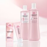 Wella Professionals Shinefinity Zero Lift Glaze demi-permanentna barva za lase odtenek 010/0 Lightest Blonde Natural 60 ml | Shoptok.si