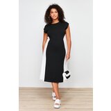 Trendyol Curve Black-White Color Blocked Midi Knitted Dress Cene