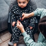 Momi stolica za hranjenje bebe flovi grey black, 6m+ | ePonuda.com