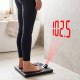  Digitalna osebna tehtnica do 180kg LCD s projektorjem črna Slike