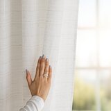 Restilo Kremno bela prosojna zavesa 140x270 cm Drimar – | Shoptok.si