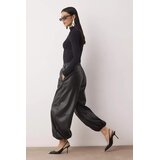 TRENDYOLMILLA ženske pantalone Tpraw26Pl00003, crna Cene
