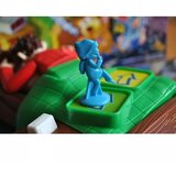 Ne zbudi očeta! - družabna igra z navodili v madžarščini | Shoptok.si
