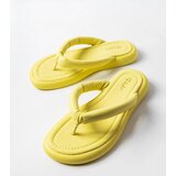 Gemre Yellow Massive Flip-Flops Smithfield | Shoptok.si