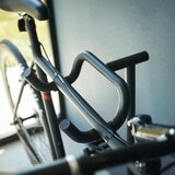 YAMAZAKI Držač za bicikl Tower – | shoptok.hr