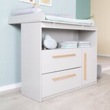 Roba Svetlo siva otroška komoda s previjalnim pultom 107x98x75 cm Lea – | Shoptok.si