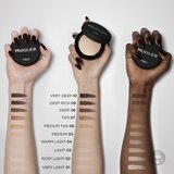 L´Oréal Paris x Mugler dolgoobstojni kompaktni puder za polno prekrivanje odtenek 05 Medium 23 ml | Shoptok.si